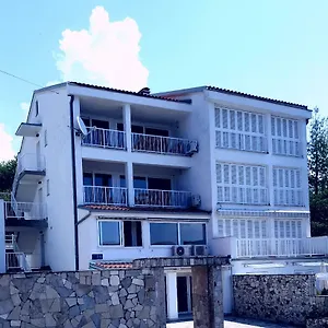 Apartman Helena, Dramalj